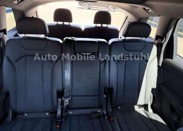 Audi Q7 S Line — photo 10