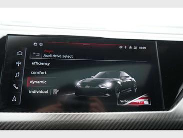 Audi E-tron GT — photo 23