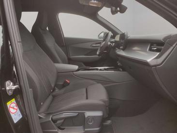 Audi Q3 30 TDI — photo 17