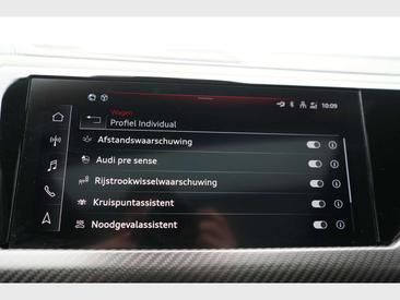 Audi E-tron GT — photo 27