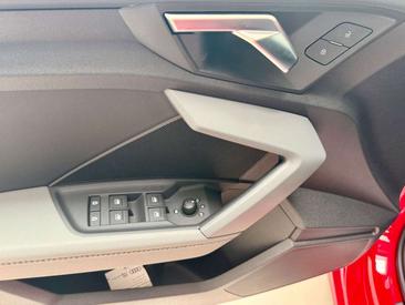 Audi A3 Advanced S Line 35 TFSI — photo 13