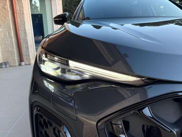 Audi Q5 S Line Edition 30 TDI — photo 22