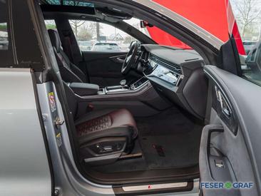 Audi RSQ8 Performance — photo 6