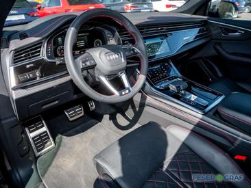 Audi Q8 S Line 50 TDI — photo 2