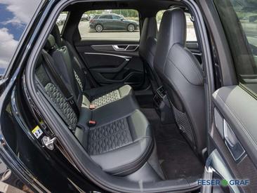 Audi RS6 Avant — photo 6