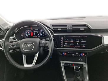 Audi Q3 40 TFSI — photo 9