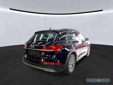 Audi Q5 35 TDI — photo 2