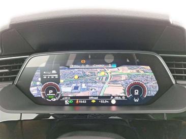 Audi Q8 E-tron S Line 50 — photo 11