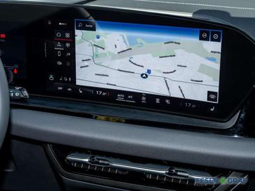 Audi Q6 E-tron S Line Performance — photo 4