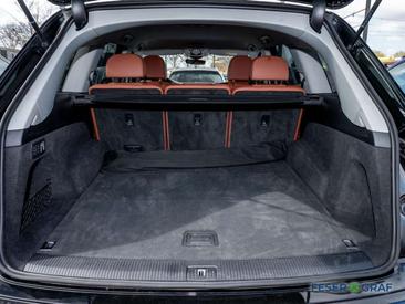 Audi Q7 50 TDI — photo 8