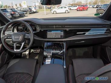 Audi Q8 S Line 50 TDI — photo 8