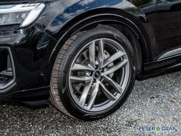 Audi Q7 S Line 50 TDI — photo 10