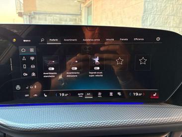 Audi Q5 S Line Edition 30 TDI — photo 47
