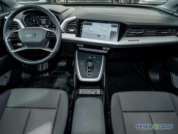Audi Q4 E-tron 35 — photo 8