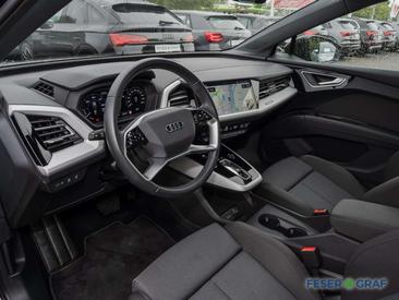 Audi Q4 E-tron S Line 40 E-tron — photo 3