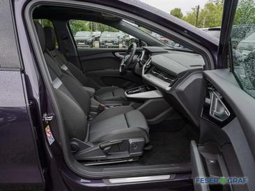 Audi Q4 E-tron S Line 40 E-tron — photo 6