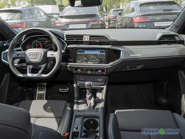 Audi Q3 35 TFSI — photo 8