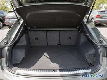 Audi Q3 35 TFSI — photo 9
