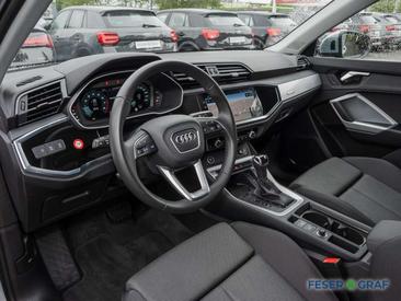 Audi Q3 Advanced 35 TFSI — photo 4