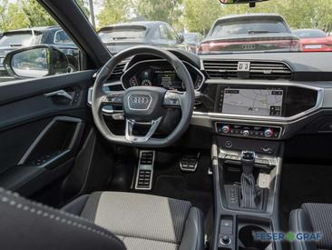 Audi Q3 S Line 35 TFSI — photo 3