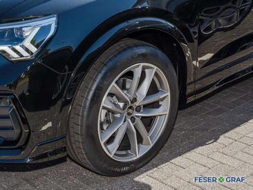 Audi Q3 S Line 35 TFSI — photo 10
