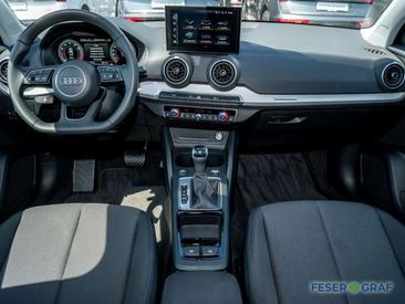 Audi Q2 35 TFSI — photo 8