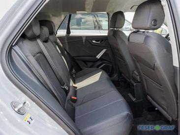 Audi Q2 Advanced 35 TFSI — photo 7