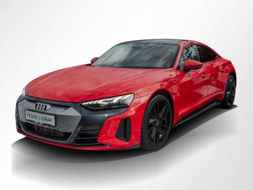 Audi E-tron GT — photo 11