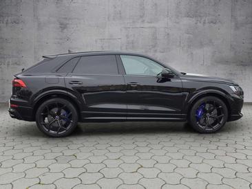 Audi RSQ8 Performance 4.0 TFSI — photo 3