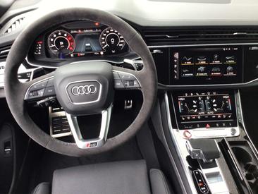 Audi RSQ8 Performance 4.0 TFSI — photo 7