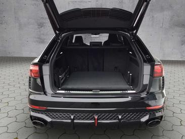 Audi RSQ8 Performance 4.0 TFSI — photo 10