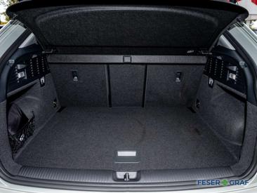 Audi Q2 Advanced 35 TFSI — photo 9
