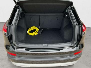 Audi Q4 E-tron Advanced 35 E-tron — photo 16
