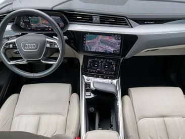Audi Q8 E-tron S Line 55 — photo 10