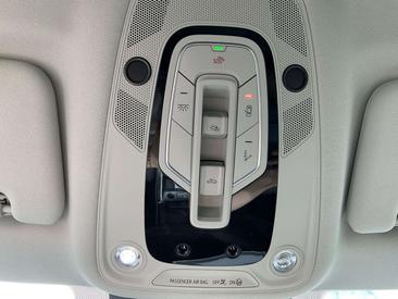Audi Q8 E-tron S Line 55 — photo 25