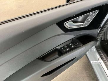 Audi Q4 E-tron 40 E-tron — photo 13