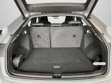 Audi Q4 E-tron 40 E-tron — photo 15