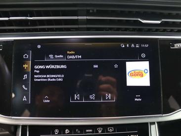 Audi Q8 S Line 50 TDI — photo 16