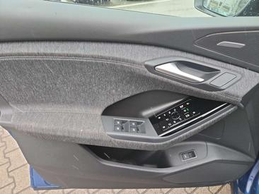 Audi Q6 E-tron S-LINE — photo 26