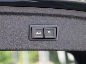 Audi A3 S Line 45 TFSI E — photo 14