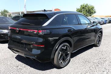 Volkswagen T-Roc R-Line — photo 2