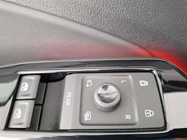 Volkswagen ID.4 GTX 4Motion — photo 17