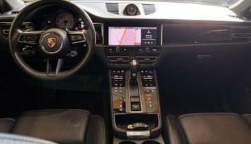 Porsche Macan S — photo 9
