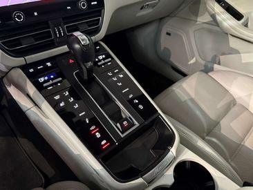 Porsche Macan GTS — photo 20