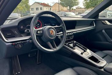 Porsche 992 I Carrera 4S — photo 9
