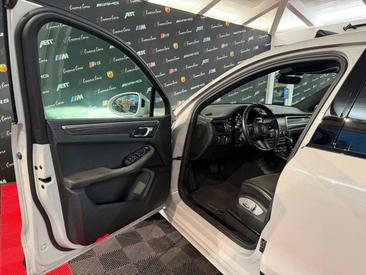 Porsche Macan GTS — photo 10