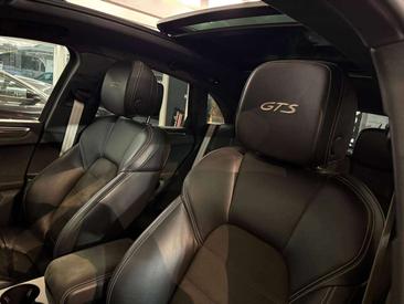 Porsche Macan GTS — photo 12