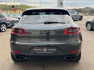 Porsche Macan 4S — photo 7
