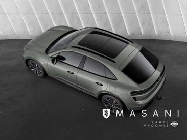 Porsche Macan Turbo — photo 4