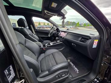 Porsche Macan GTS — photo 16
